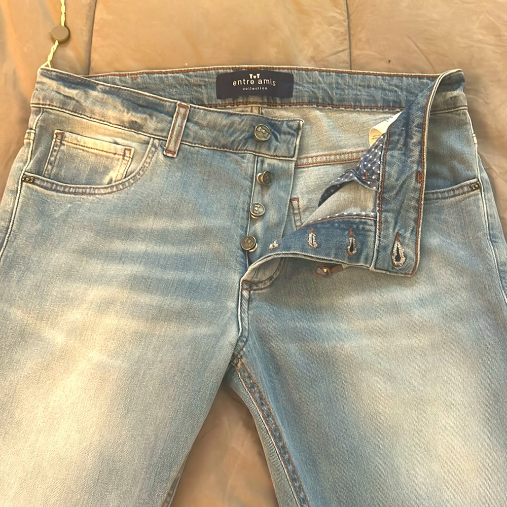 ENTRE AMIS 🇮🇹(MADE IN ITALY)🇮🇹
Denim pants NWOT NEVER WORN